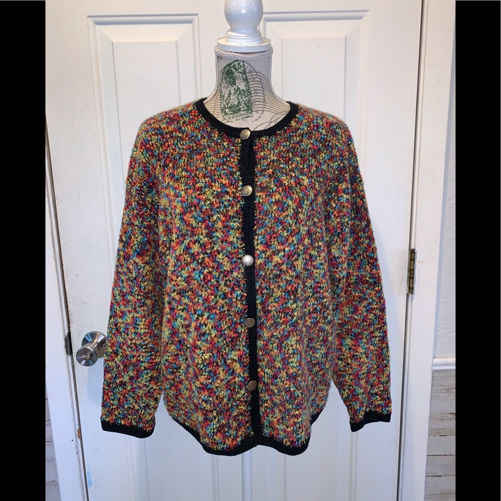 Colorful Chico’s Cardigan ❣️Love the colors. Bust 44”, Length 26”.